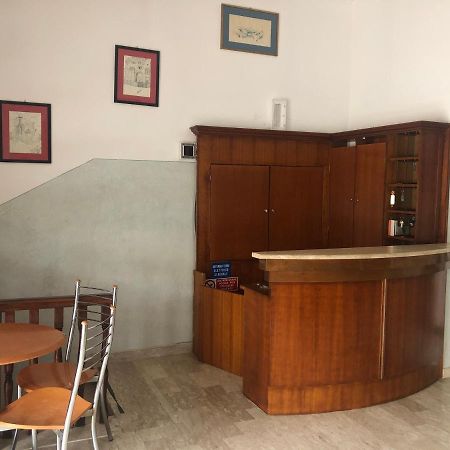 بيتولي Hotel Taj المظهر الخارجي الصورة