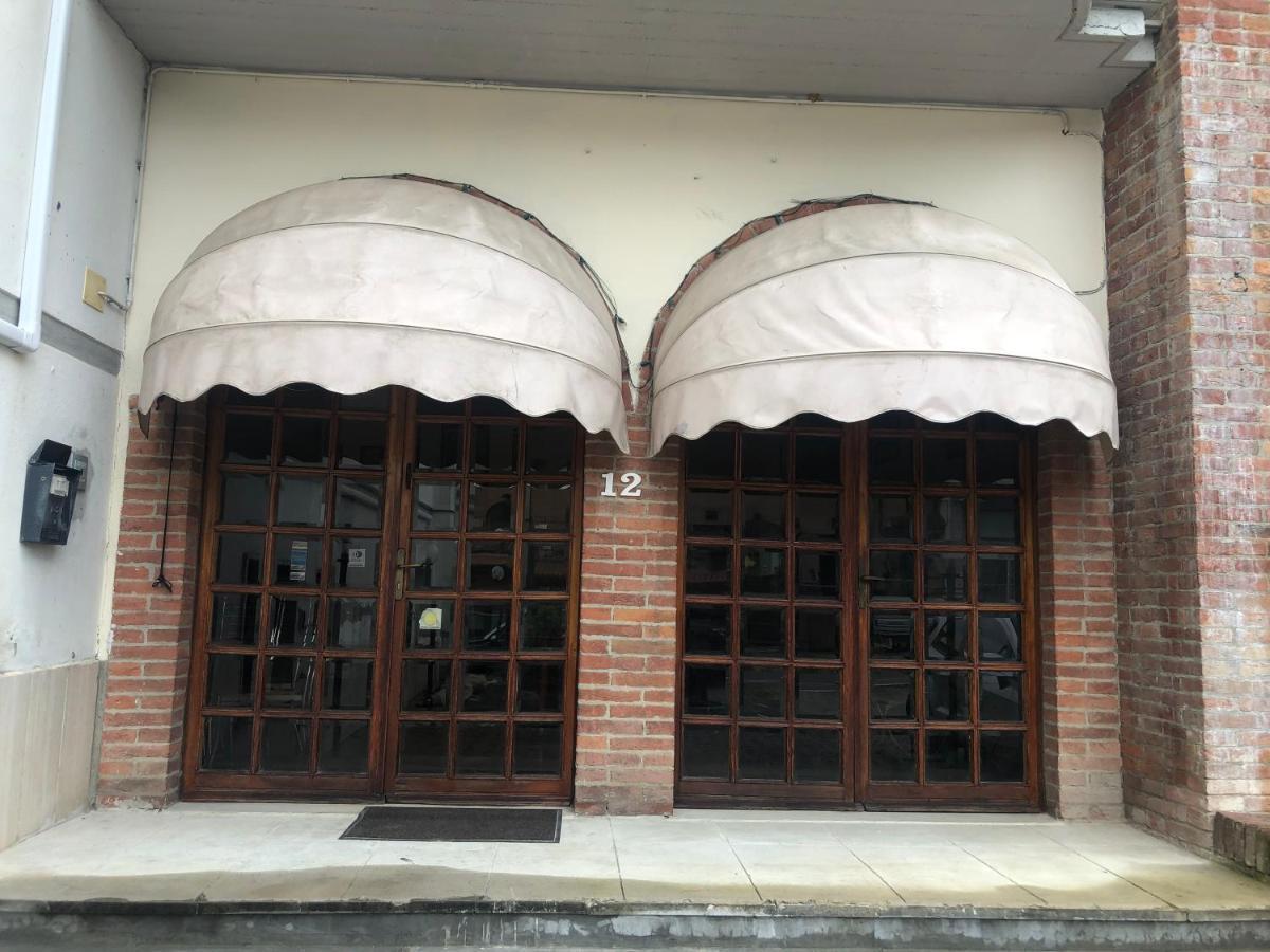 بيتولي Hotel Taj المظهر الخارجي الصورة