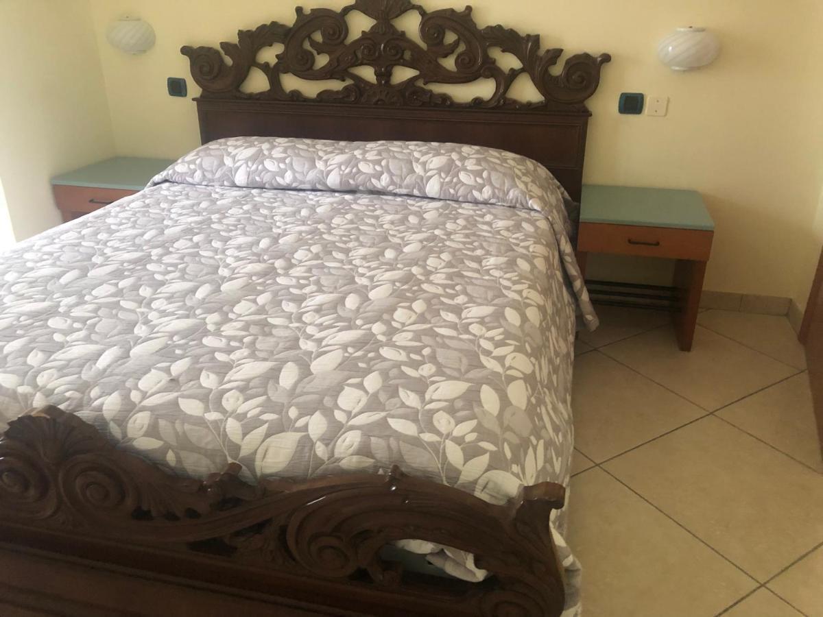 بيتولي Hotel Taj المظهر الخارجي الصورة
